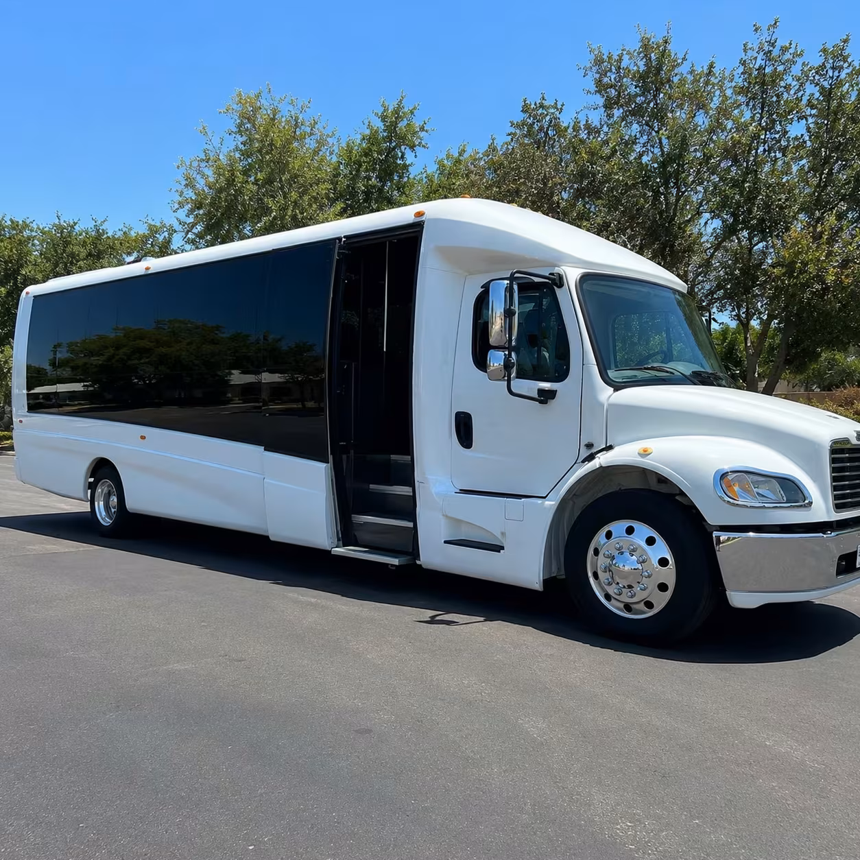 church youth group minibus rentals in redlands