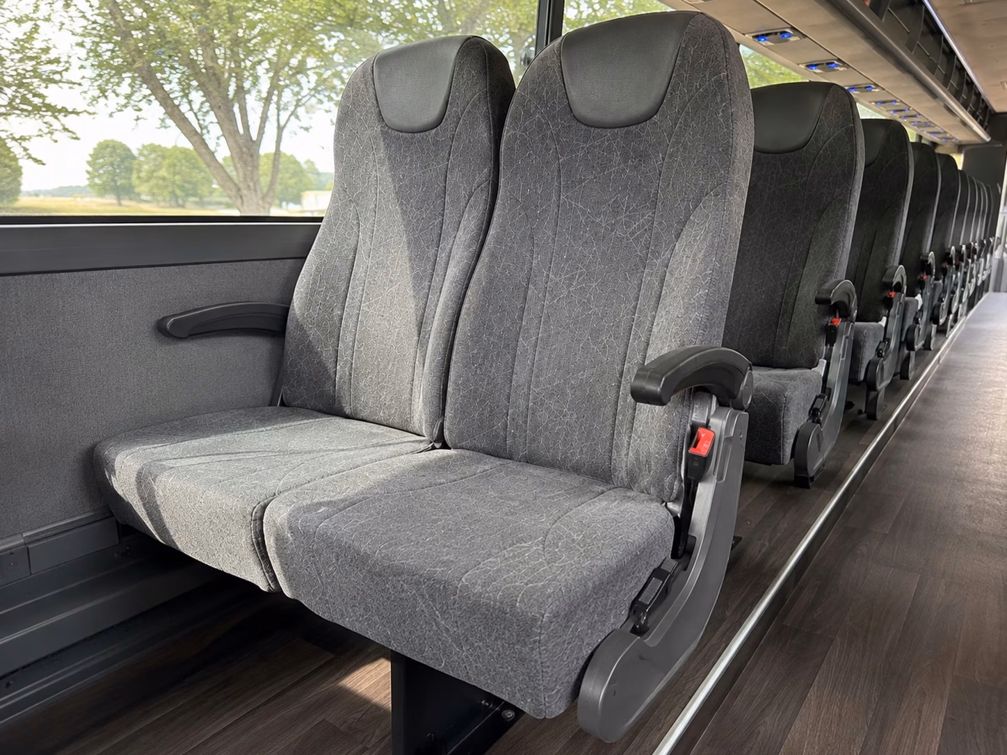 does the day of the week change what a bus costs in redlands california