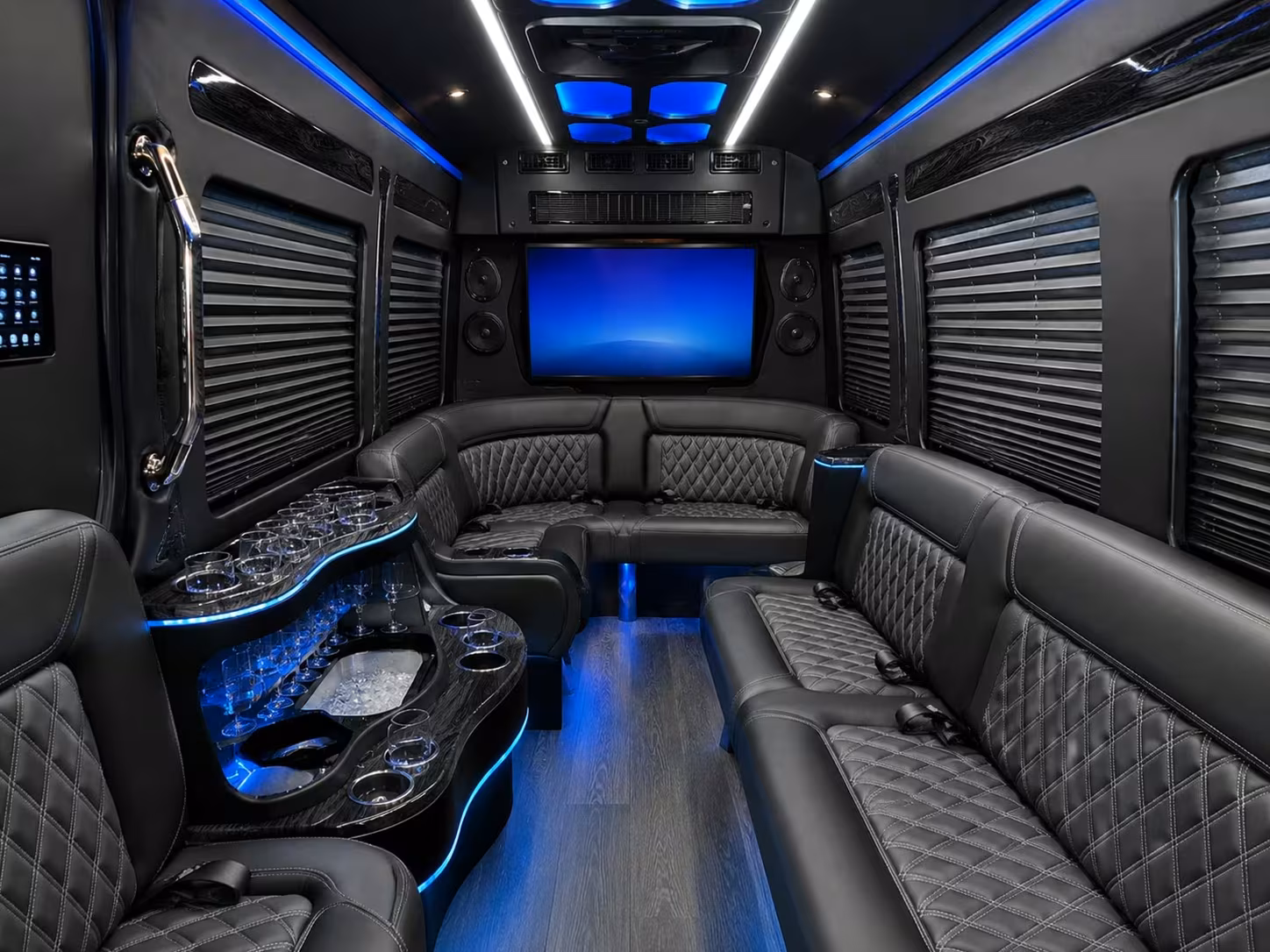 redlands shuttle buses for conventions and conferences